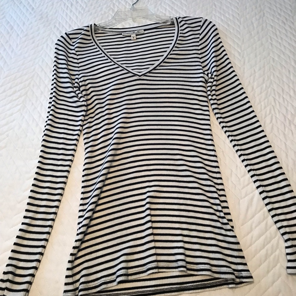 Black and white stripe